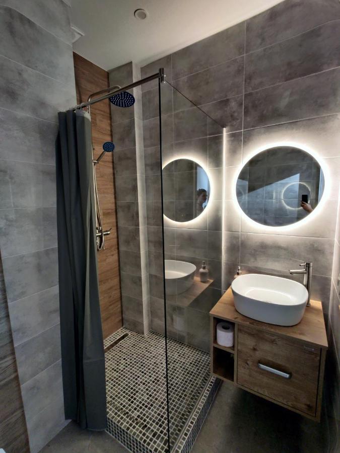 Wood Apartment أوديسا المظهر الخارجي الصورة