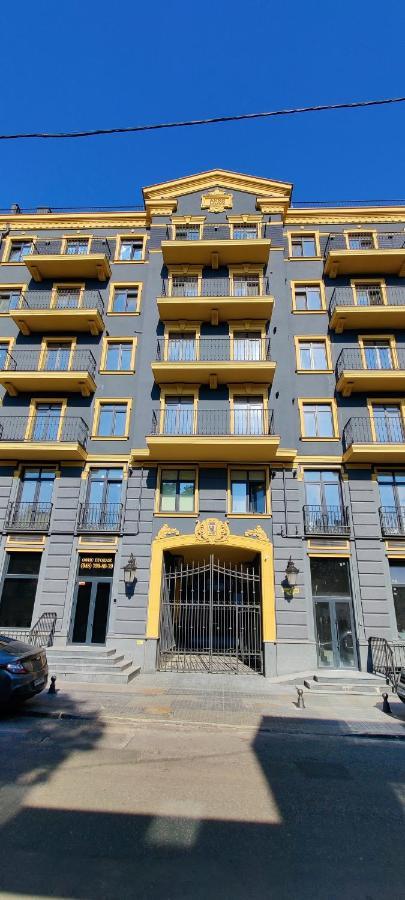 Wood Apartment أوديسا المظهر الخارجي الصورة